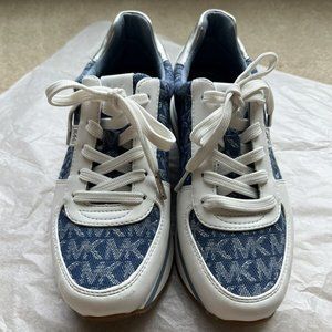 Michael Kors Women's Athletic Running Shoes Blue/White Lace Up Low Top Size 5.5